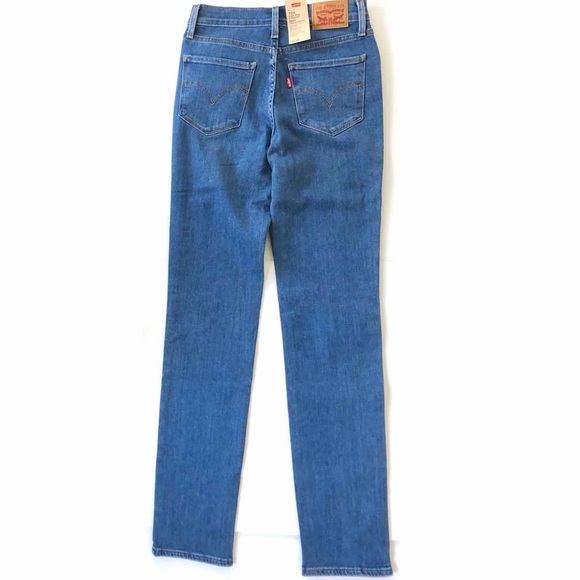 Levi’s 724 High Rise Straight- NEW WITH TAGS - Picture 6 of 9